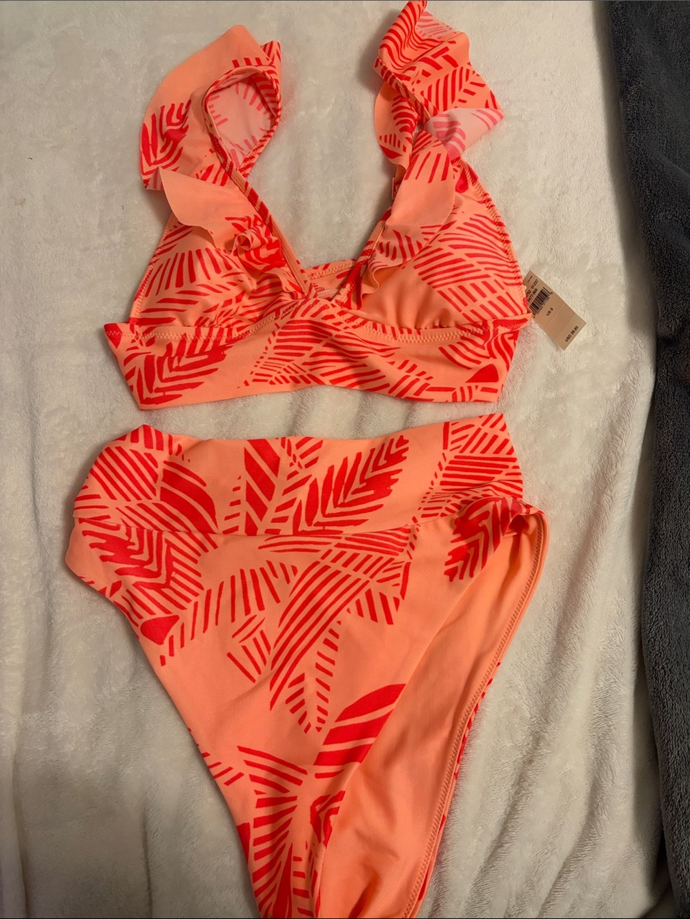 NWT two piece aerie ruffle High-Waist Bikini Set with Red Leaf Print